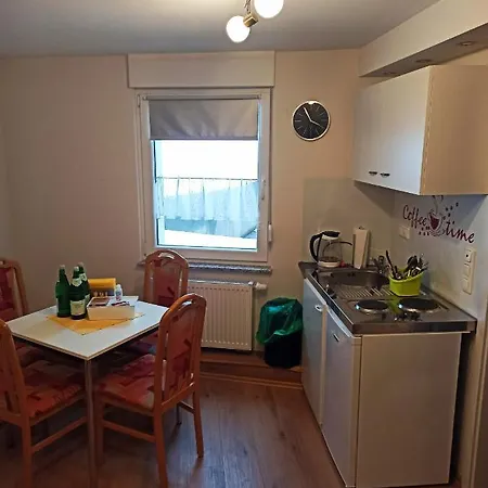 Apartamento Gaeste Und Ferienhaus Peter *