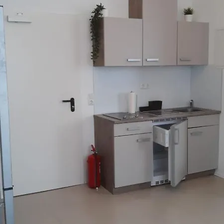 Apartamento Gaeste Und Ferienhaus Peter *